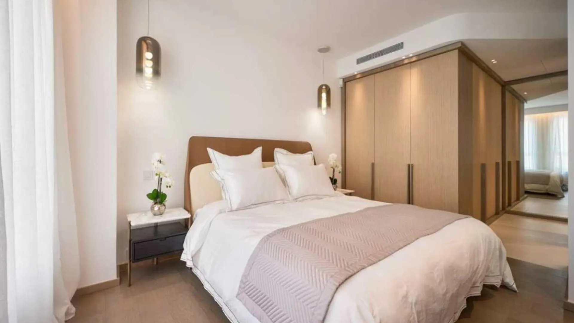 Luxurious 2Br 4P Apartment With Terrace - First Croisette קאן